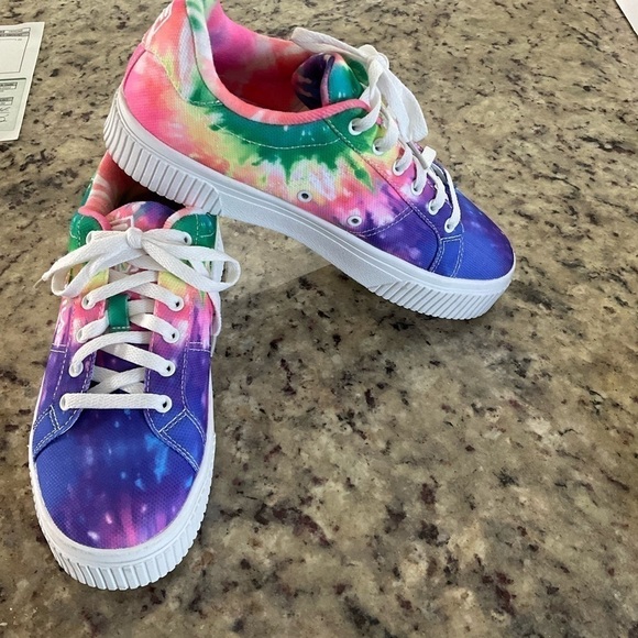 Fila Sandblast Low Tie Dye Womens Flatform Trainers size 8.5 - Picture 1 of 11